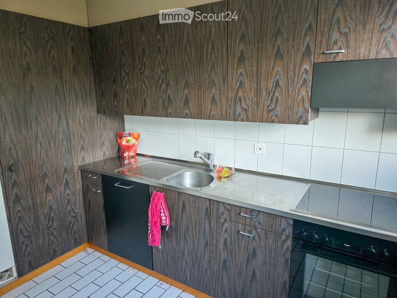 Charming 6.5-room row house with garage in Langenthal (4)