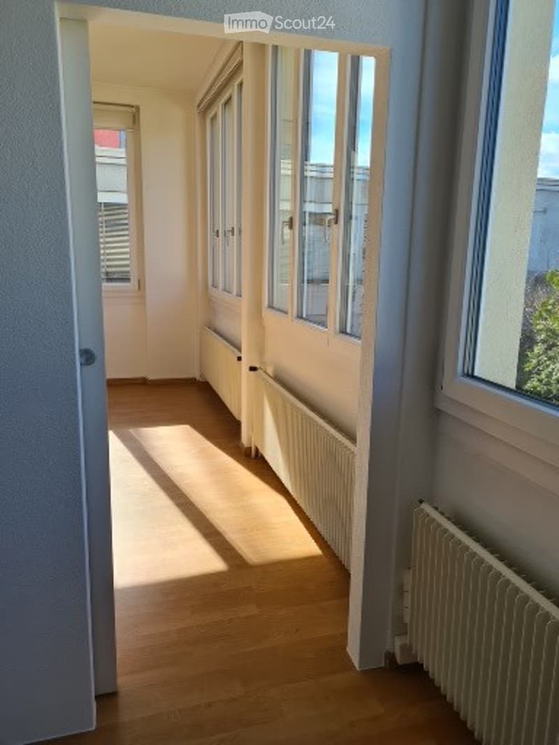 An zentraler Lage - Helles Atelier/Büro/Kosmetikraum/Praxis/Hobbyraum in Derendingen (3)