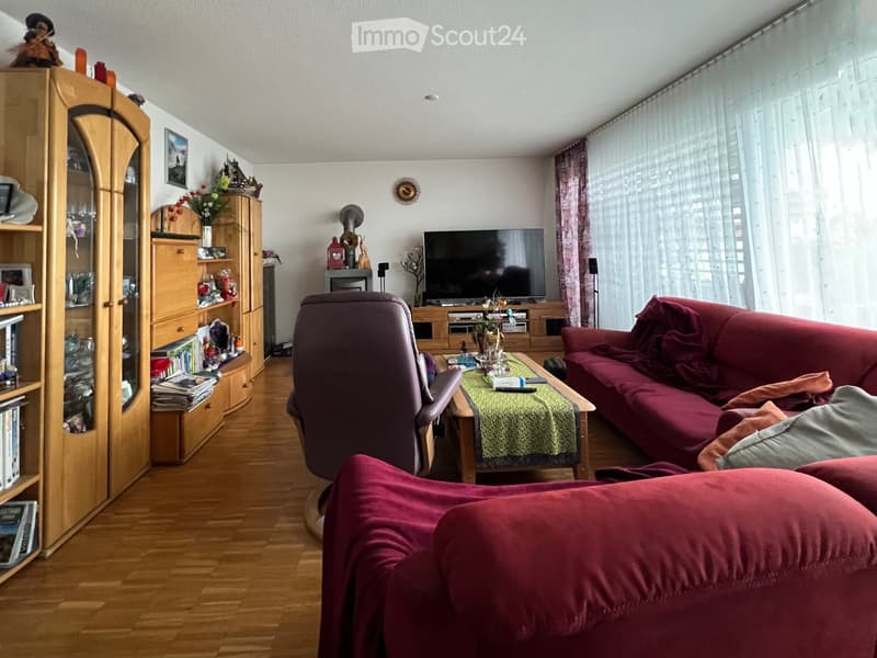 Komfortable 4,5 Zimmerwohnung im 1.OG (7)