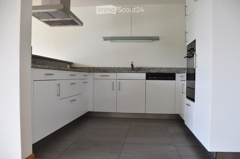 Komfortable 4,5 Zimmerwohnung im 1.OG (5)