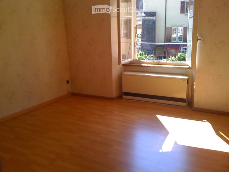 Semi-detached house in St-Ursanne (4)