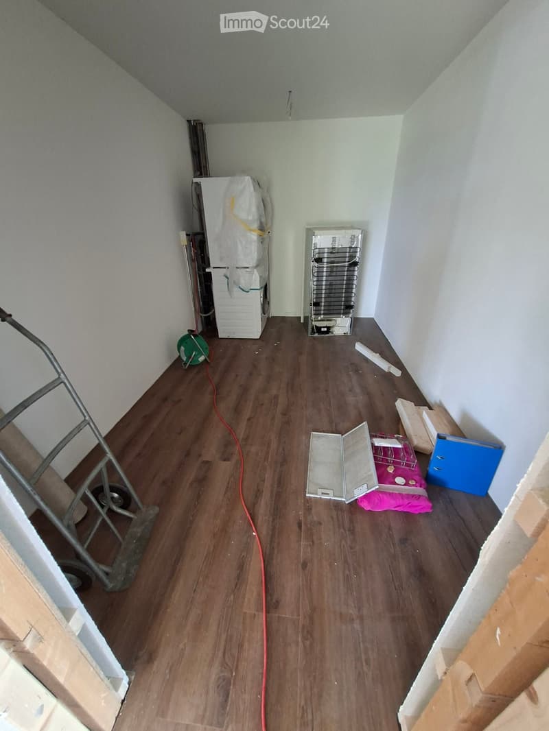 Frisch renovierte 3.5-Zimmer-Wohnung mit Balkon in Treiten (6)