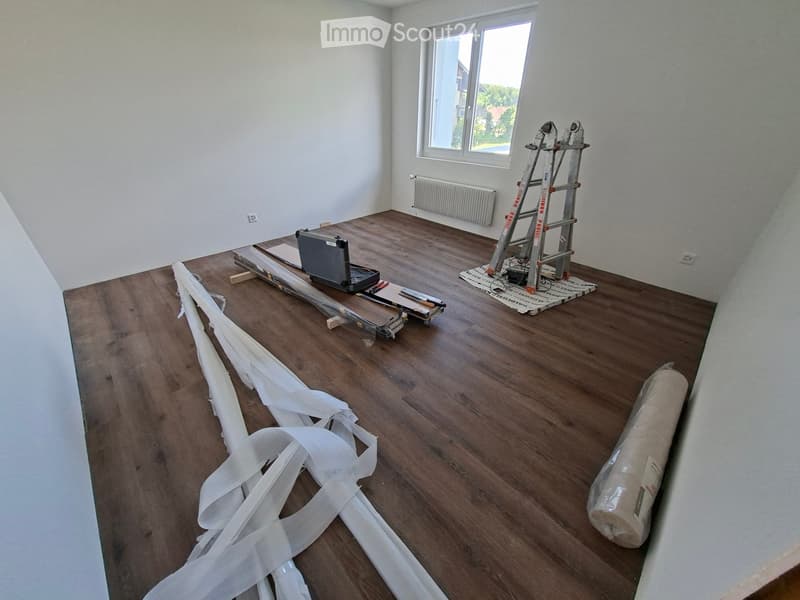 Frisch renovierte 3.5-Zimmer-Wohnung mit Balkon in Treiten (5)
