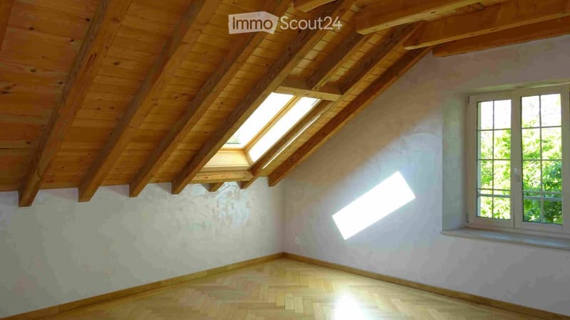 Charmantes 7-Zimmer-Wohnung in Fontaines-sur-Grandson (5)