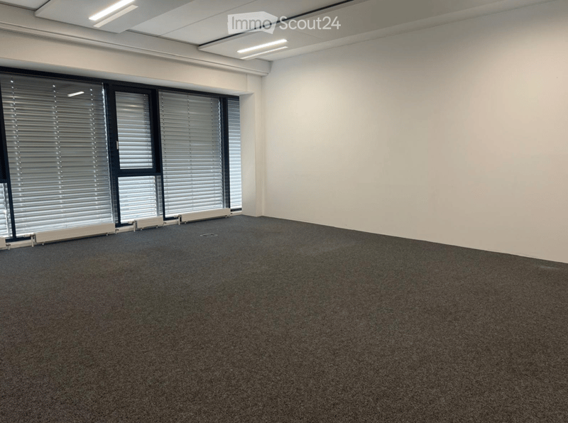 Modern office in Rümlang – available immediately (4)