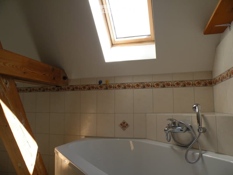 Charmante 3.5-Zimmer-Altbau-Maisonette-Wohnung an privater Strasse (9)