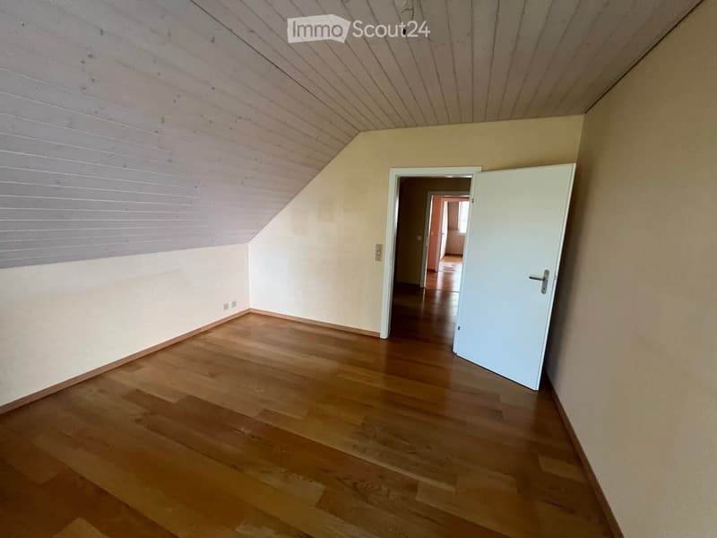 Geräumige 4.5-Zimmer-Dachwohnung in Blonay (14)