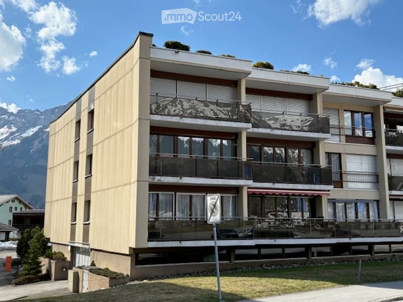 1.5 room apartment in Engelberg with garage parking and outdoor parking (2)