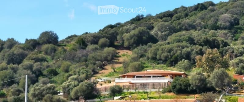 Dreamlike villa with 2 apartments, large pool area, sea view on SARDINIA (3)