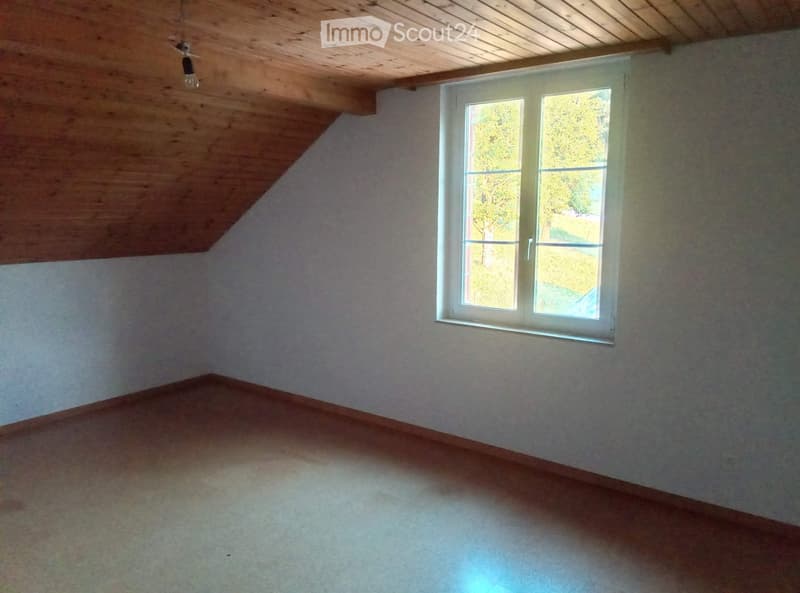 Appartamento di 3,5 locali in mansarda in posizione rurale idilliaca – Zeihen AG (2)
