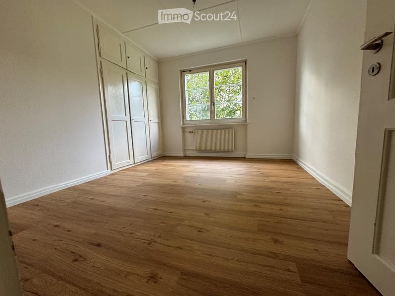 Charmant appartement 4 pièces avec terrasse à Rumisberg (3)