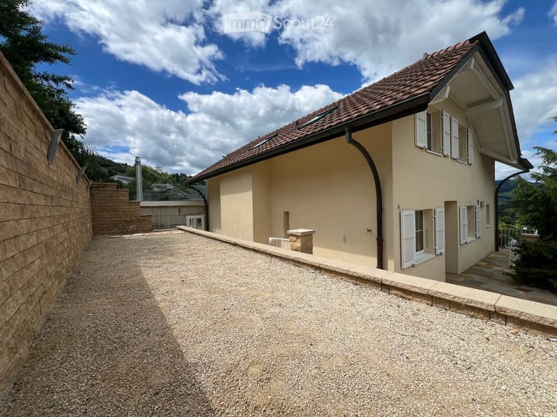 Villa mit prestigeträchtigem Panorama am Gruyère-See (20)