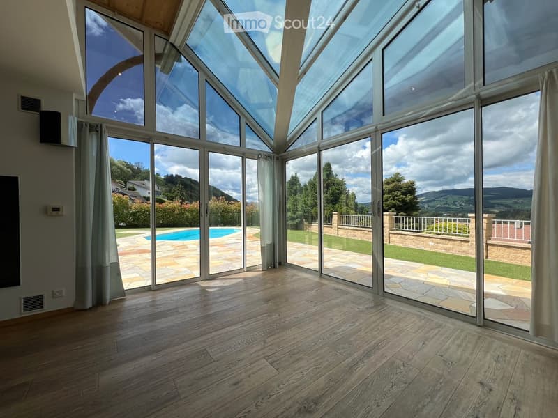 Villa mit prestigeträchtigem Panorama am Gruyère-See (3)