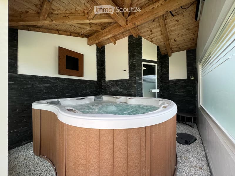 Villa mit prestigeträchtigem Panorama am Gruyère-See (19)