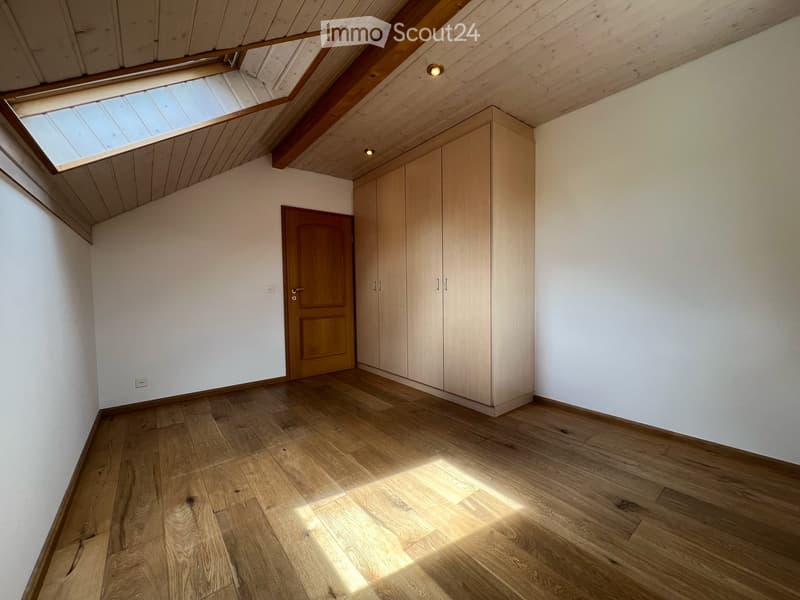Villa mit prestigeträchtigem Panorama am Gruyère-See (11)