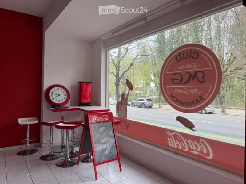 Locale commerciale da riconsegnare – Fribourg - ideale per sandwicheria / take-away (2)