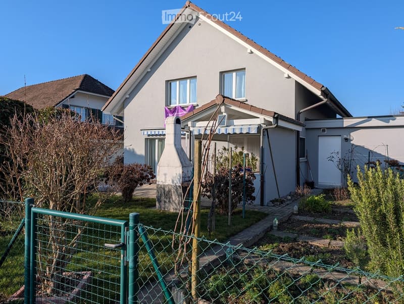 detached house, grey walls, brown roof, canopy, yard, plants, trees, fence