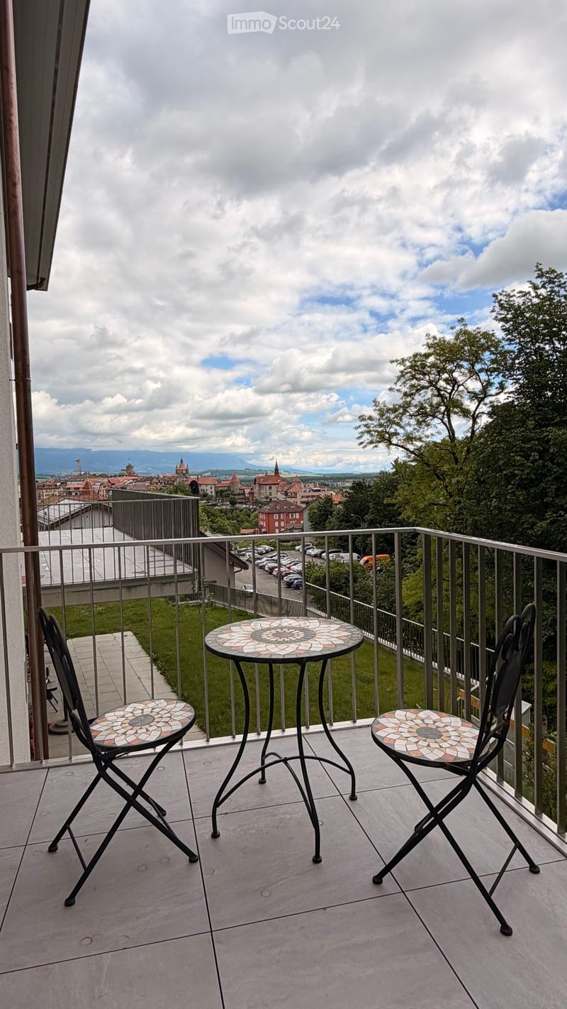 Moderne Reihenhaus-Villa 5.5 Zimmer (2025), eigener Garten, superbe Aussicht, Garage mit direktem Zugang (5)