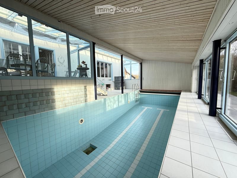 À Courcelon villa of 6.5 rooms on a 1'170 m² plot for sale (12)