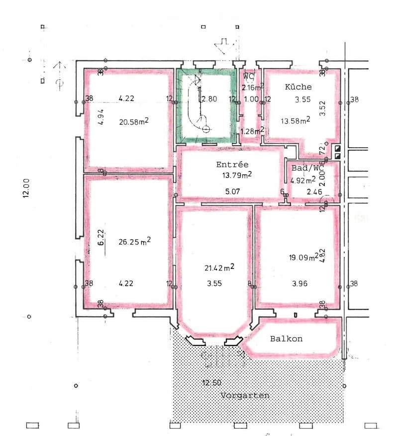 Floor plan showing a kitchen, entrance, bathroom/WC, and balcony. Includes measurements and room labels in German.