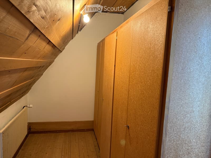 Charmant petit maison avec grand environnement (14)