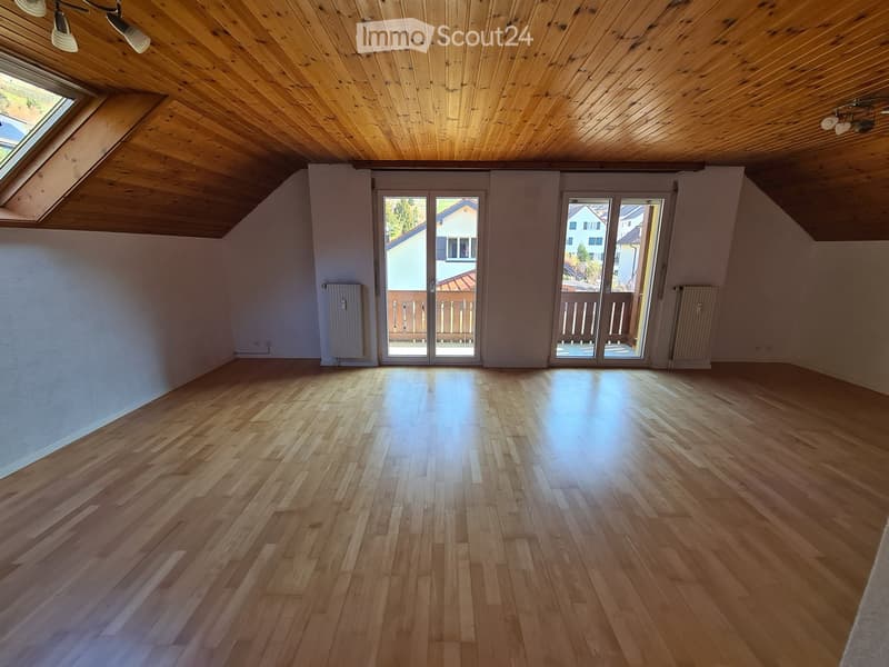 empty room, wooden floor, wooden ceiling, sliding glass doors, balcony, radiators