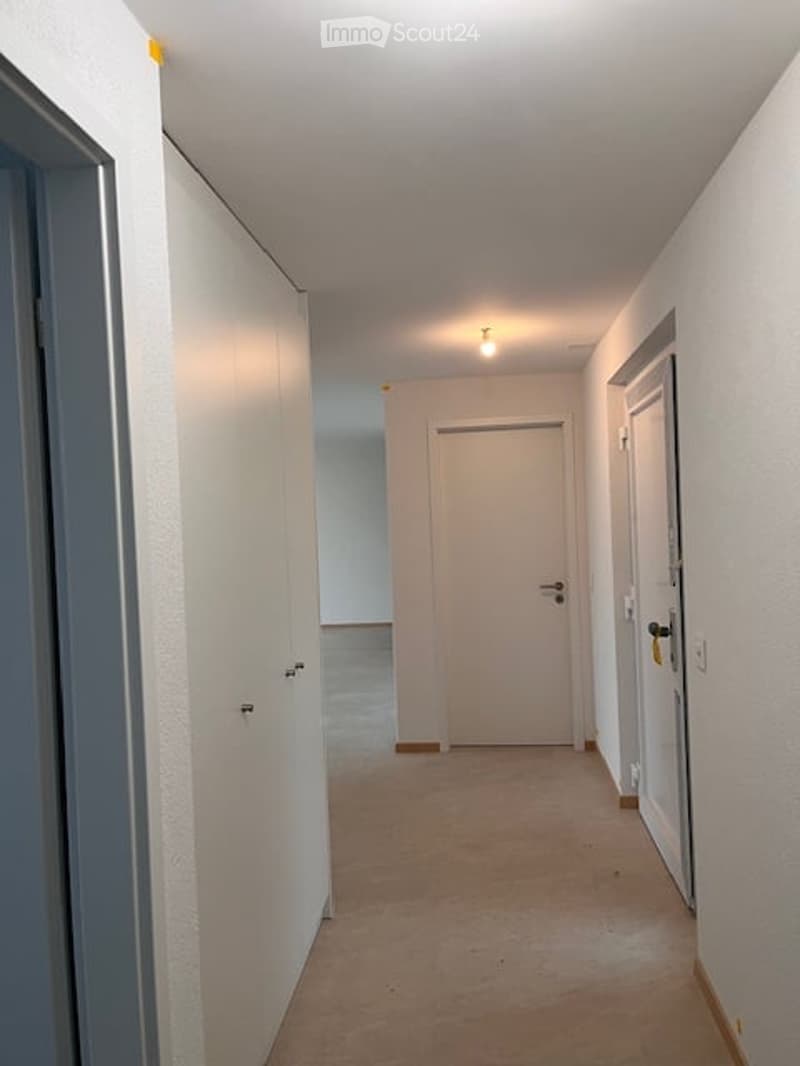 Neue 4.5-Zimmer-Wohnung in Colombier NE – Hell und zugänglich (12)