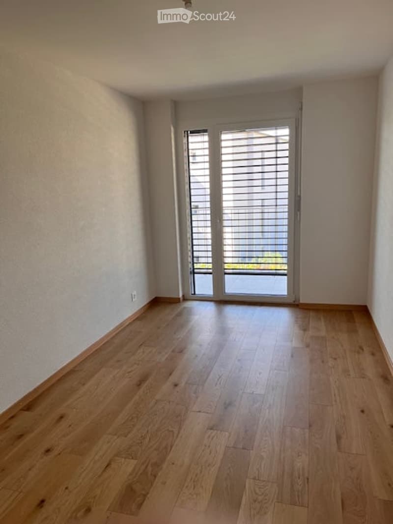 Neue 4.5-Zimmer-Wohnung in Colombier NE – Hell und zugänglich (10)