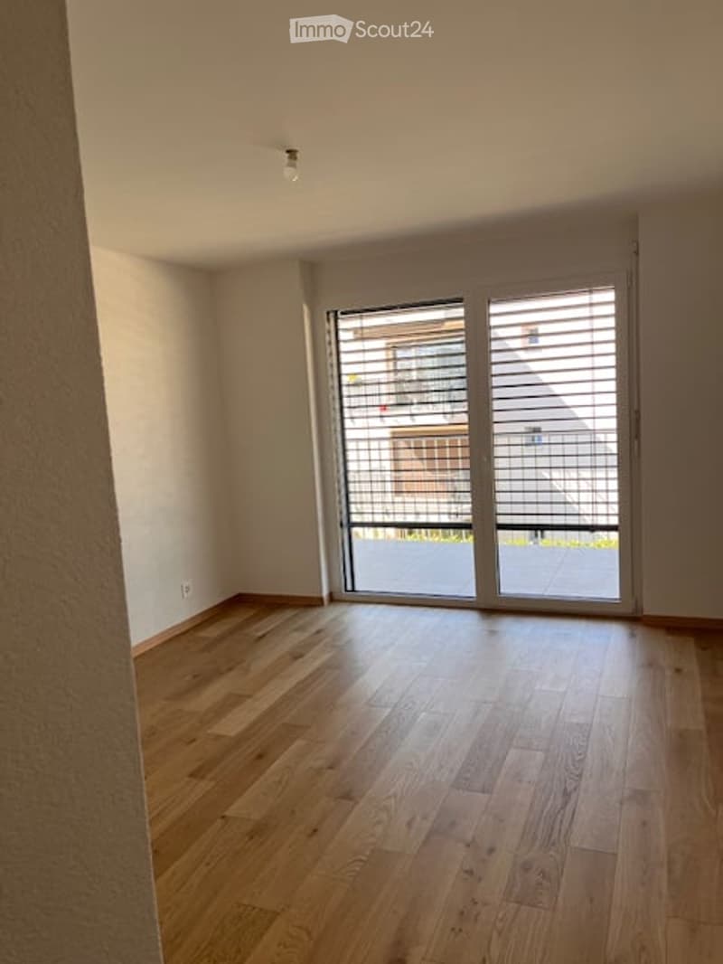 Neue 4.5-Zimmer-Wohnung in Colombier NE – Hell und zugänglich (11)