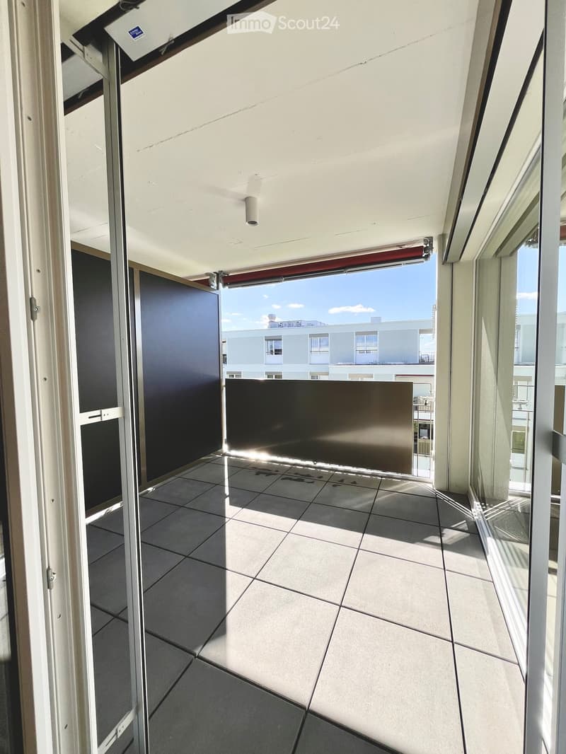 empty room, metal framed windows, sliding door, tiled floor, balcony