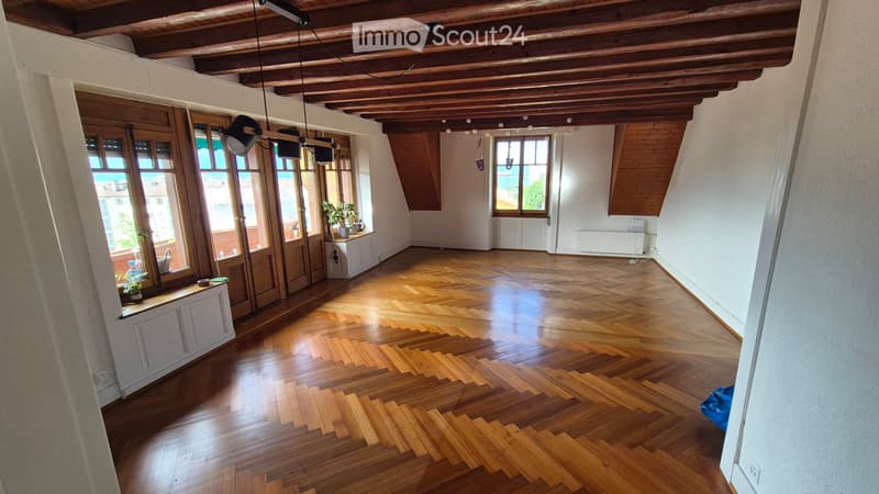 Charmantes 3.5-Zimmer-Wohnung mit Balkon in Corsier-sur-Vevey (2)
