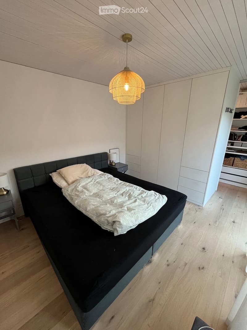 Paradis familial avec vue sur le lac : Appartement moderne 4.5 pièces avec jardin de 150m² (11)