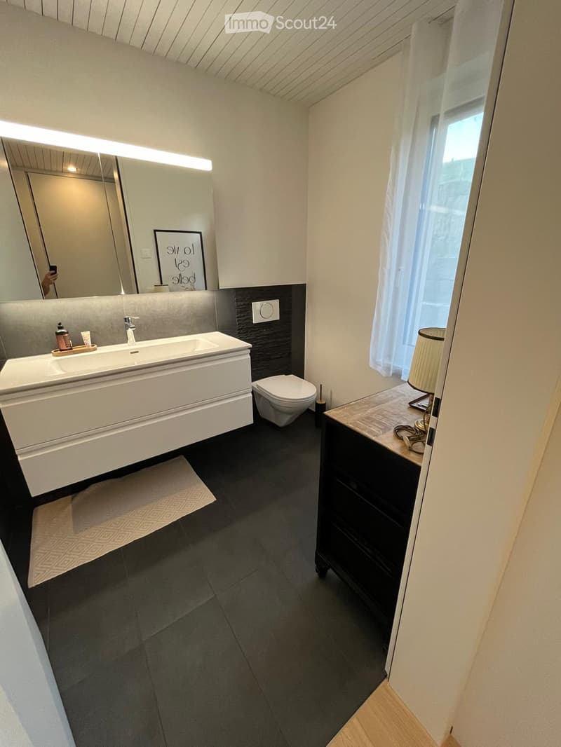 Paradis familial avec vue sur le lac : Appartement moderne 4.5 pièces avec jardin de 150m² (10)