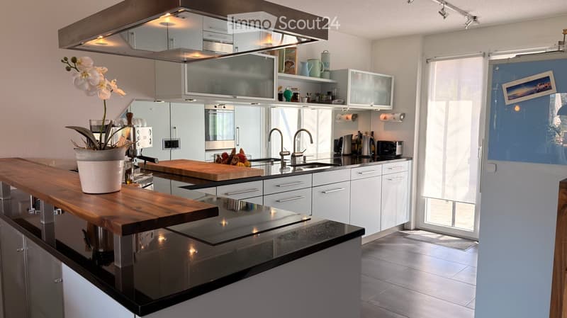 {"type": "Kitchen", "objects": ["cabinet", "sink", "faucet", "coffee maker", "oven", "microwave", "toaster", "cutting board", "faucet", "faucet", "faucet", "faucet", "faucet", "faucet", "faucet", "faucet", "faucet", "faucet", "faucet", "faucet", "faucet",