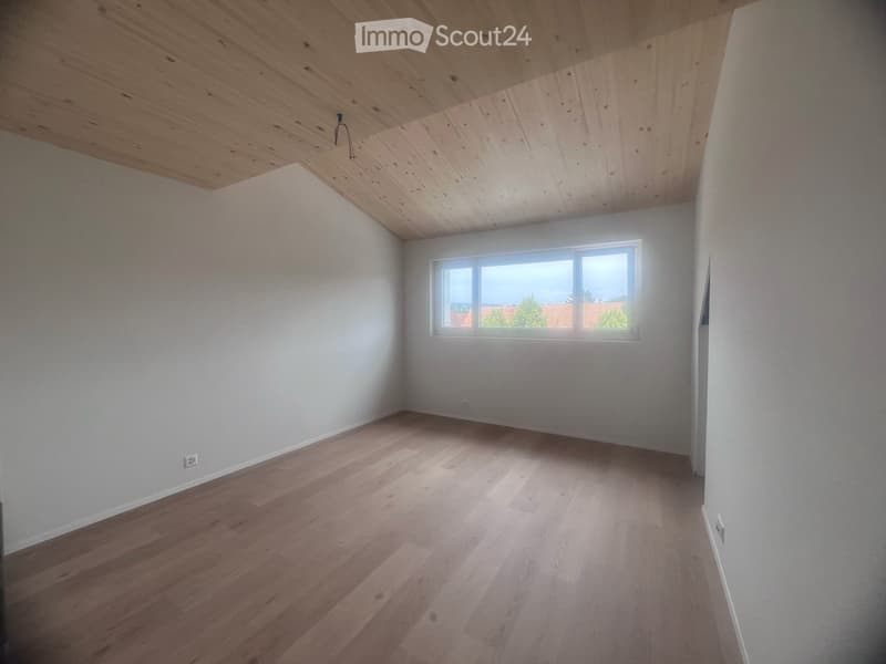 Maisonette-Wohnung mit Einfamilienhaus-Charakter in Eiken (5)