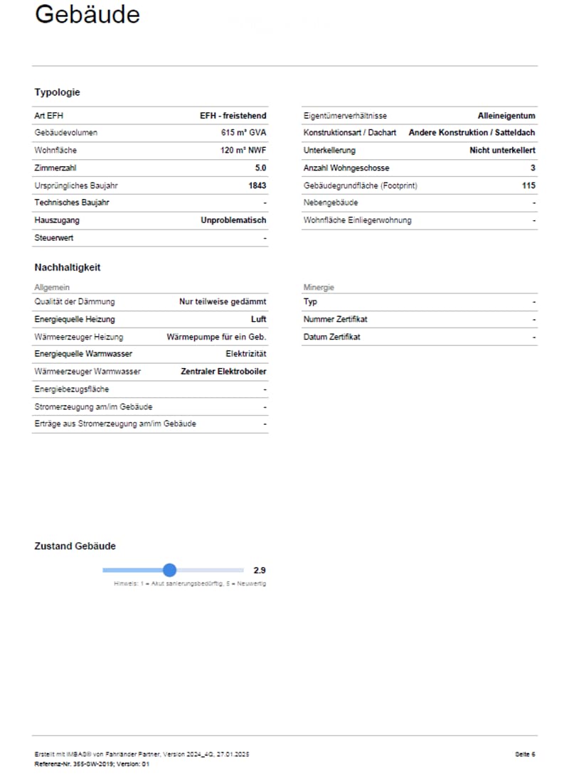 Document showing building specifications including volume, floor area, number of rooms, construction type, energy efficiency, and building condition.