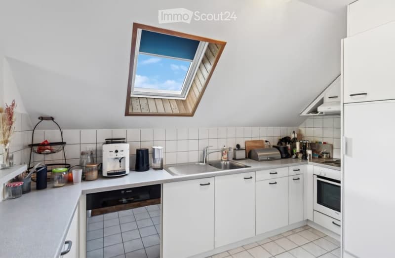 {"type": "Kitchen", "objects": ["coffee maker", "fridge", "oven", "sink", "faucet", "oven", "dishwasher", "oven", "fridge", "oven", "oven", "oven", "oven", "oven", "oven", "oven", "oven", "oven", "oven", "oven", "oven", "oven", "oven", "oven", "oven", "ov