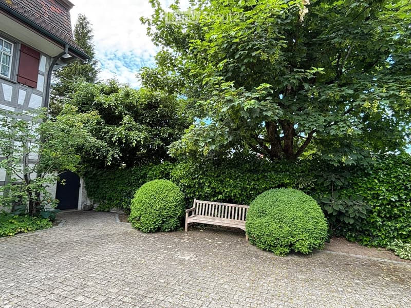 Hof und Eingang zum Gartensitzplatz