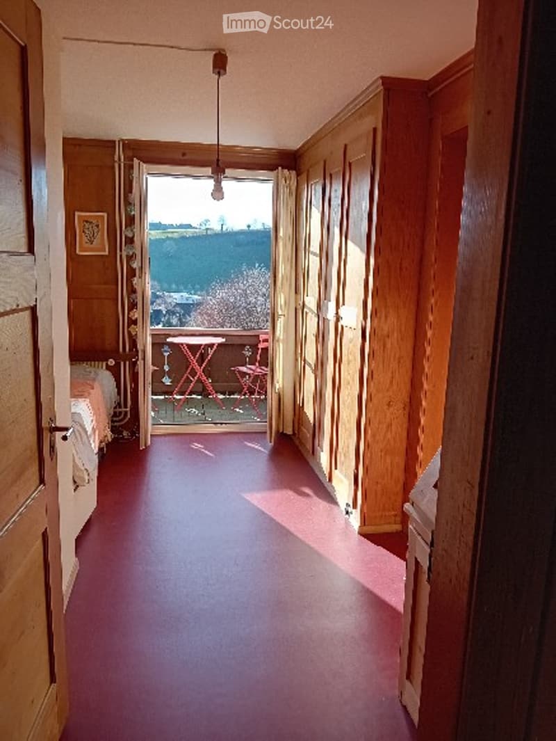 Charmantes 5 1/2 Zimmer Einfamilienhaus in sonniger Hanglage (12)