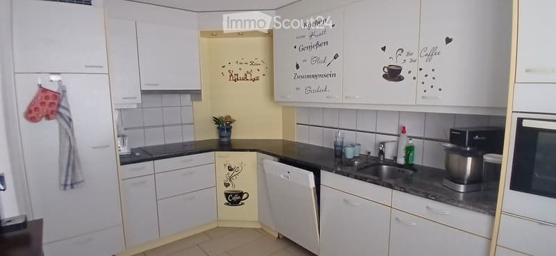 {"type": "Kitchen", "objects": ["refrigerator", "dishwasher", "oven", "sink", "faucet", "cup", "oven mitt", "oven mitt", "oven mitt", "oven mitt", "oven mitt", "oven mitt", "oven mitt", "oven mitt", "oven mitt", "oven mitt", "oven mitt", "oven mitt", "ove