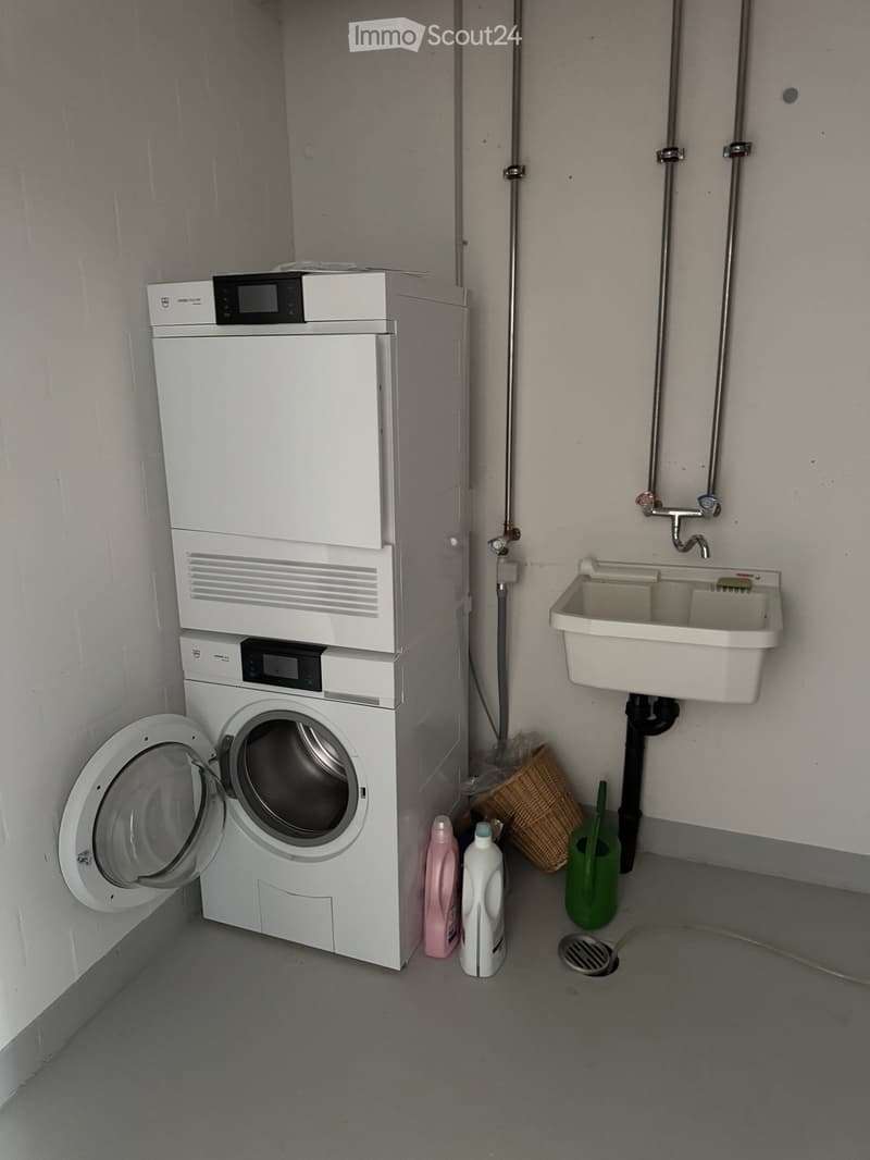 Un appartement qui laisse à peine des souhaits insatisfaits. 4,5 pièces avec 165 m2 à Elgg (11)