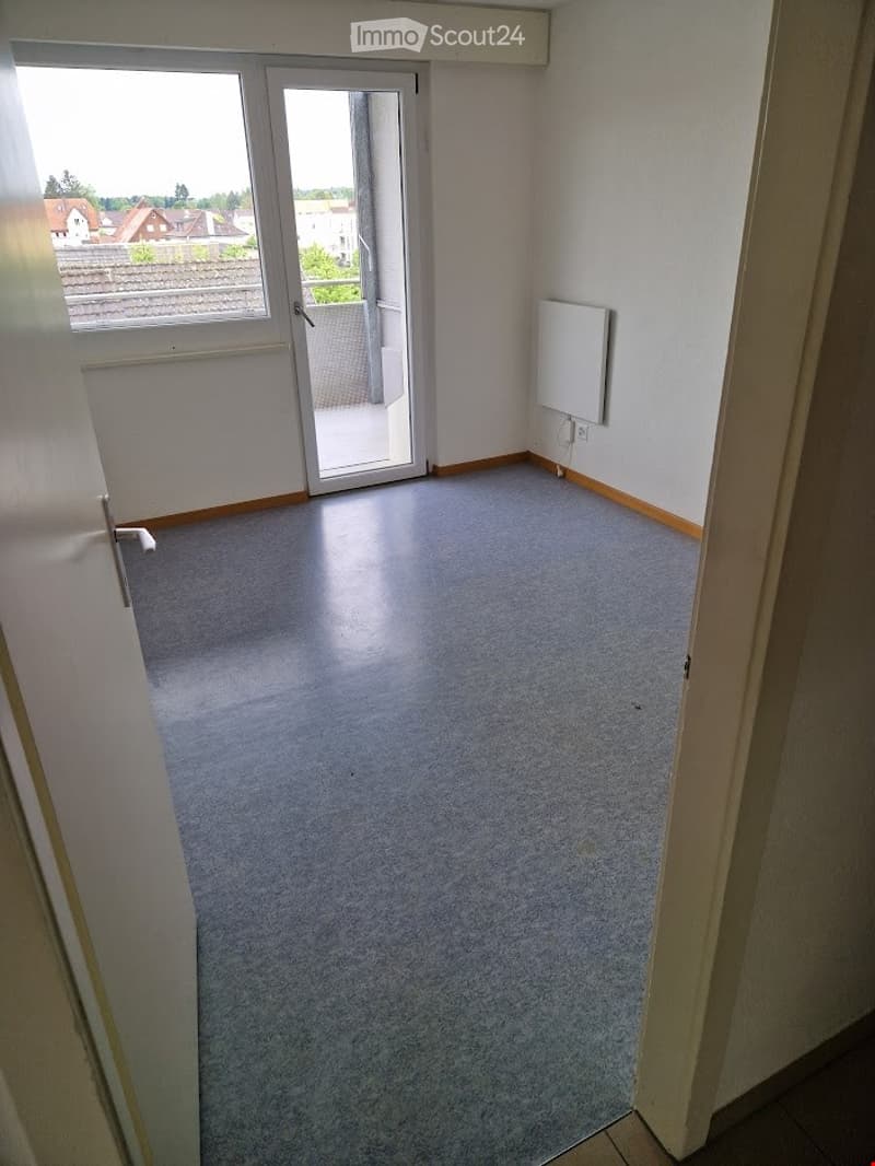 4 1/2 Zimmer Wohnung 3. OG (6)