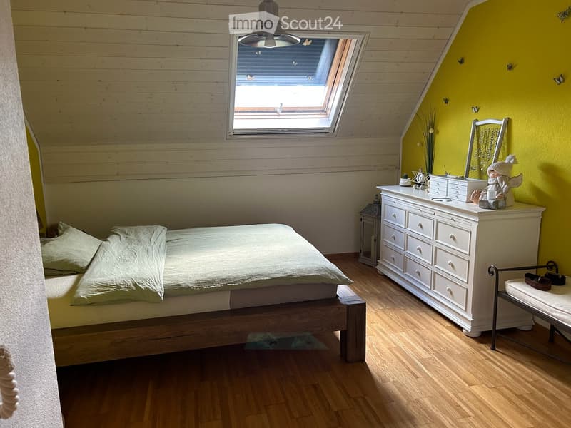 Grosszügige 5.5-Zimmer-Maisonette-Wohnung in Seedorf BE (9)