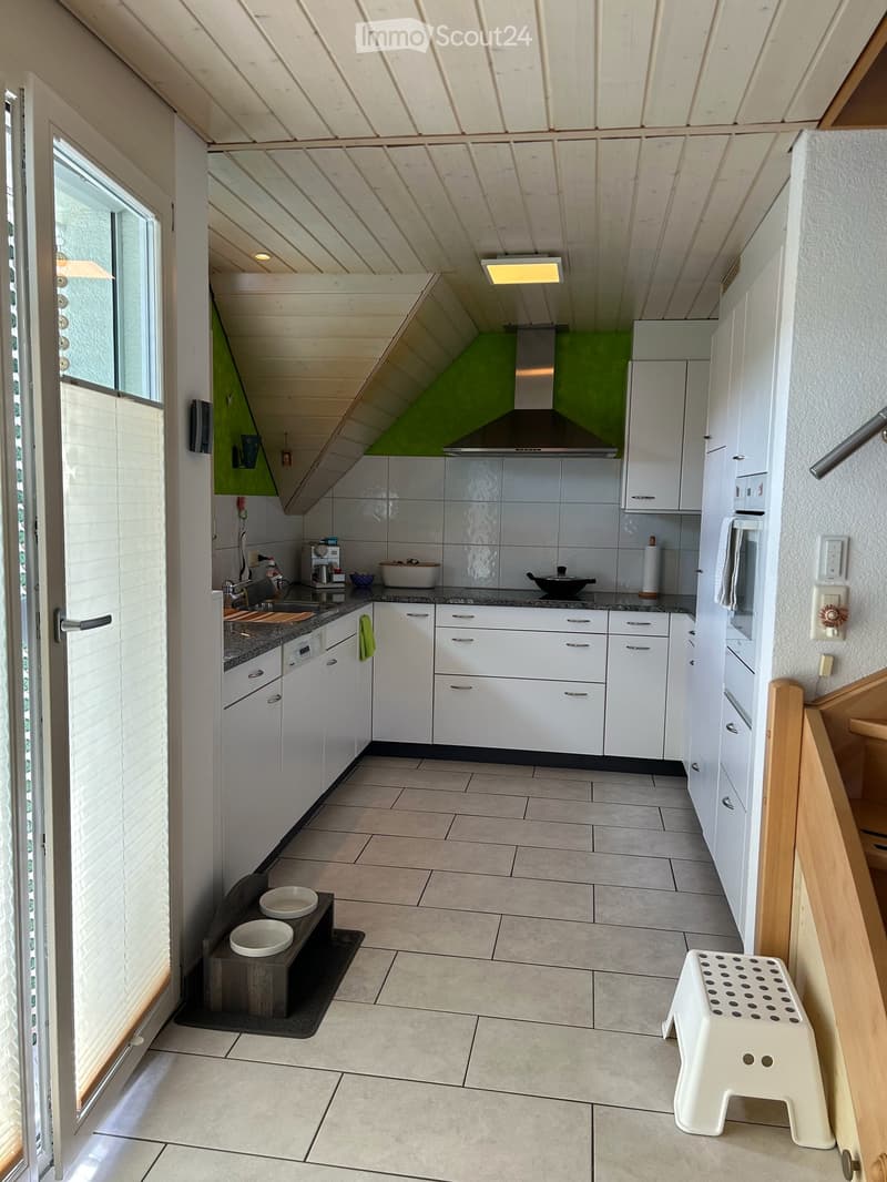 Grosszügige 5.5-Zimmer-Maisonette-Wohnung in Seedorf BE (4)