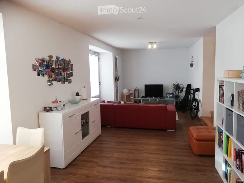 Available now 2.5 room apartment in the center of Leuk (5)