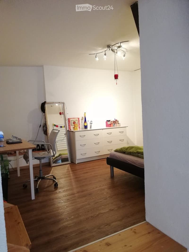 Available now 2.5 room apartment in the center of Leuk (4)