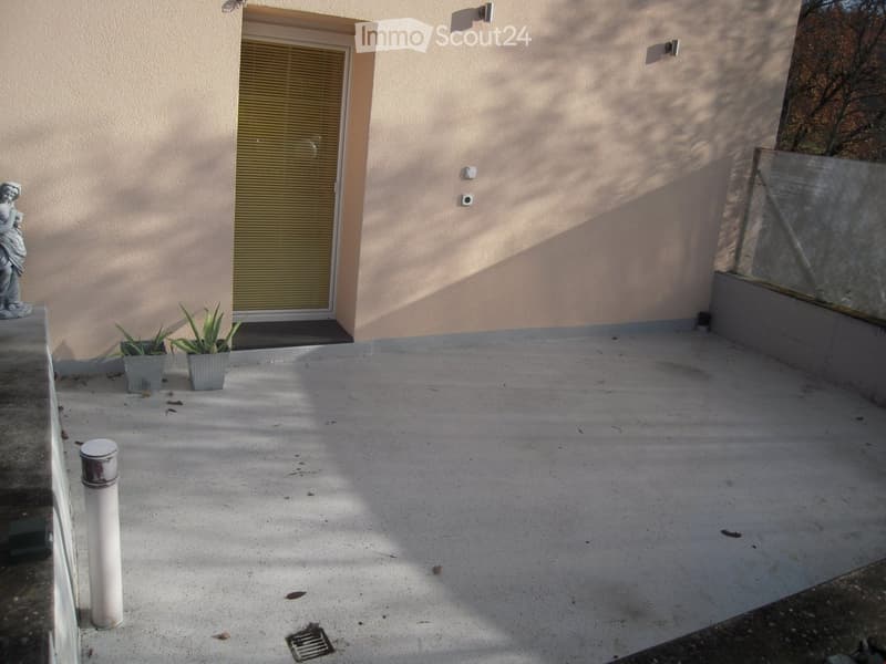 Terrasse vorne,Ausgang durch den Wohnraum