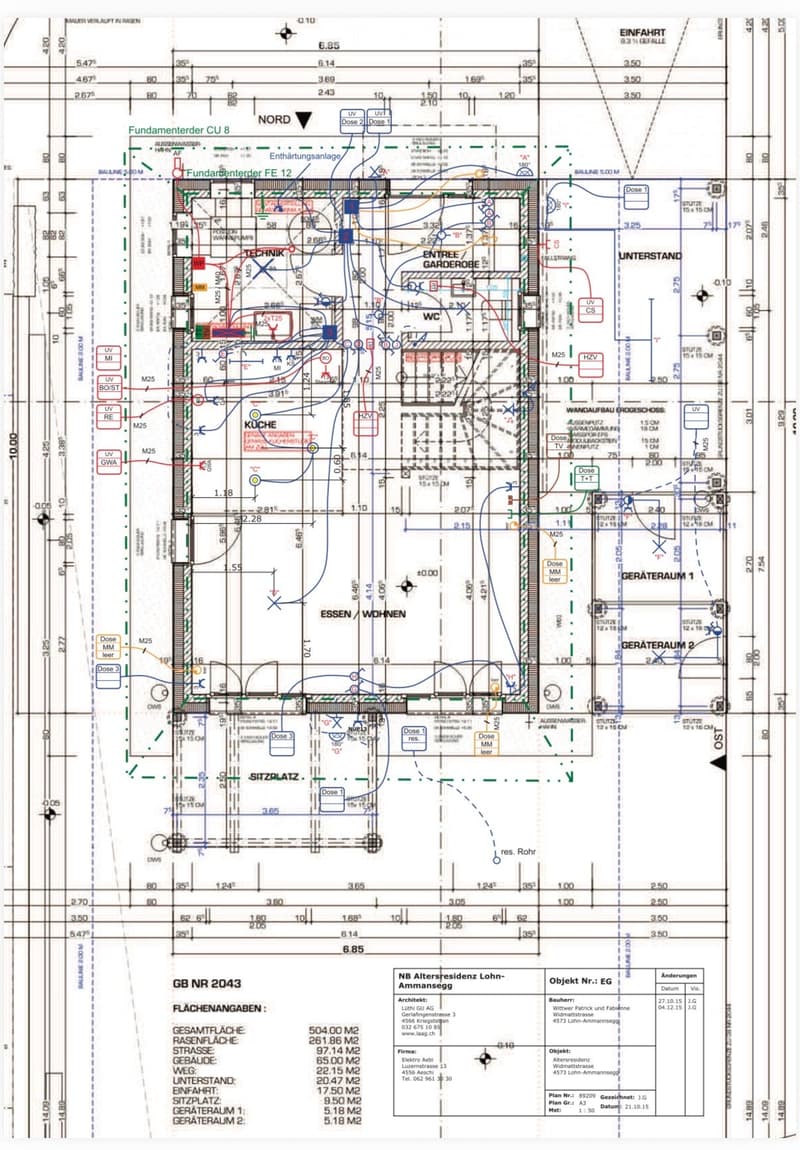 Floor plan of a residential building showing multiple rooms including kitchen, living/dining area, bedrooms, bathrooms, and utility spaces. Includes labeled areas such as 'Küche', 'Essen/Wohnen', 'Geräteraum', and 'Sitzplatz'.