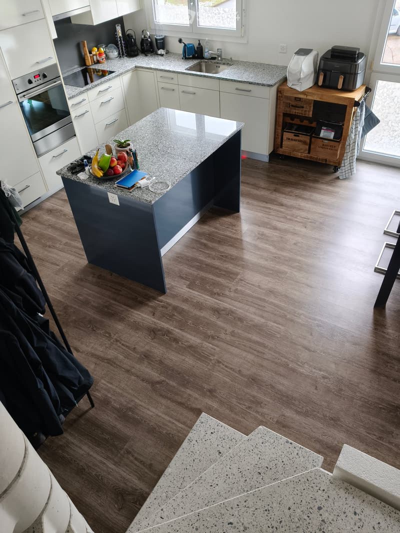 {"type": "Kitchen", "objects": ["oven", "sink", "faucet", "coffee maker", "oven mitts", "oven gloves", "oven mitts", "oven gloves", "oven mitts", "oven gloves", "oven mitts", "oven gloves", "oven mitts", "oven gloves", "oven mitts", "oven gloves", "oven m