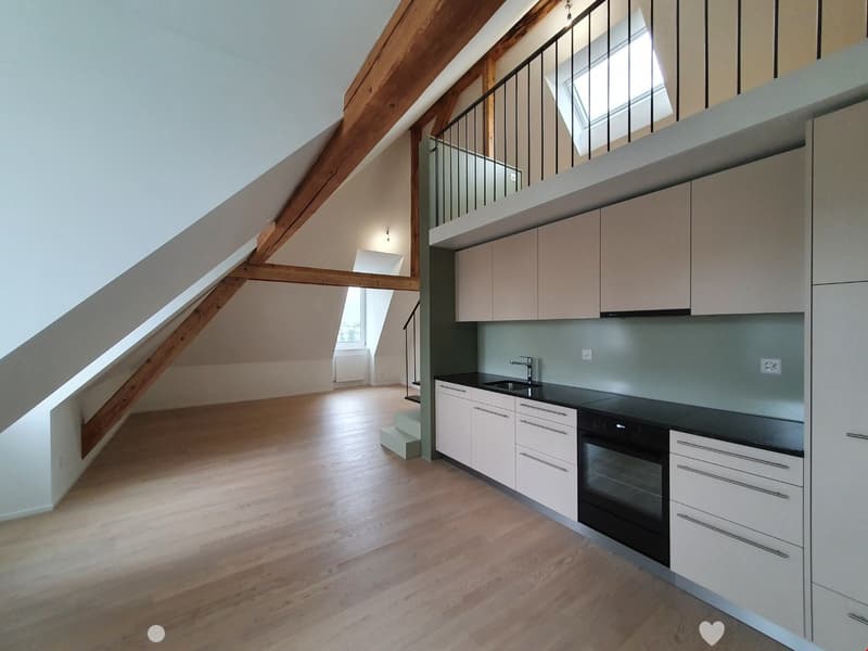 Erstvermietung in tollem Altbau im Champagne Quartier (3)